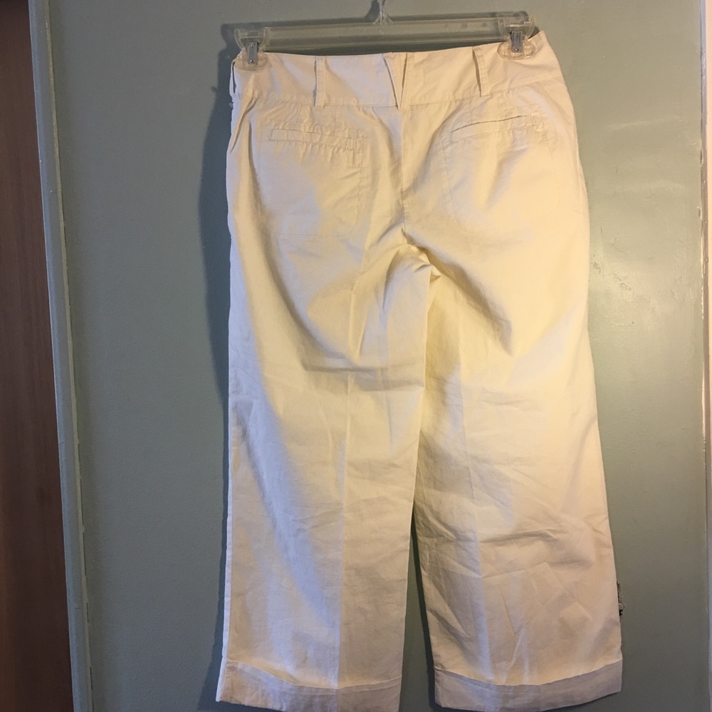 WHBM cuffed capris - Picture 3 of 8